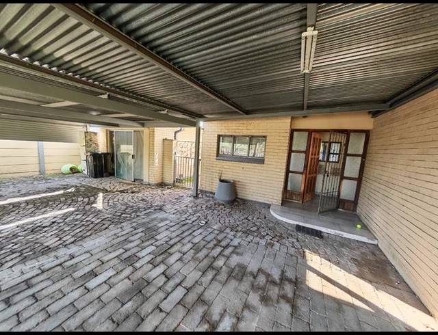 3 BEDROOM HOUSE FOR SALE IN VANDERBIJLPARK SE 1
